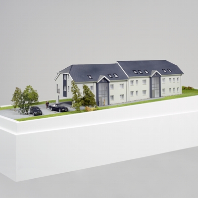 Architekturmodell eines Doppelhauses - Seitenansicht
