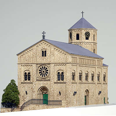 Architekturmodell der kath. Kirche Homburg / Saar - Blick auf Eingang aus Höhe Straße