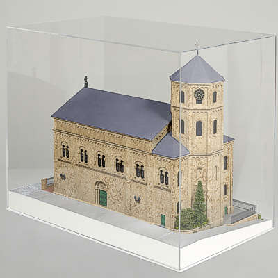 Architekturmodell der kath. Kirche Homburg / Saar - Blick auf Turm von oben mit Haube