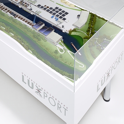 Zur Detailseite des Architekturmodells Luxport-Hafenanlage