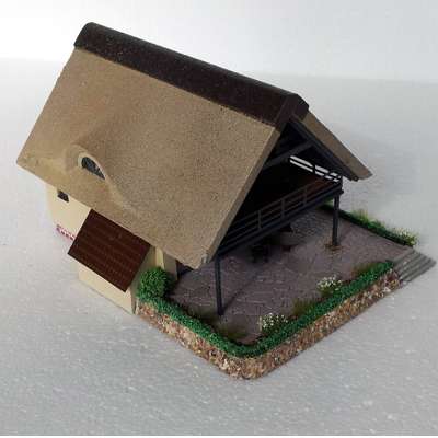Modell eines Wochenendhauses für eine Modelleisenbahn - Ansicht